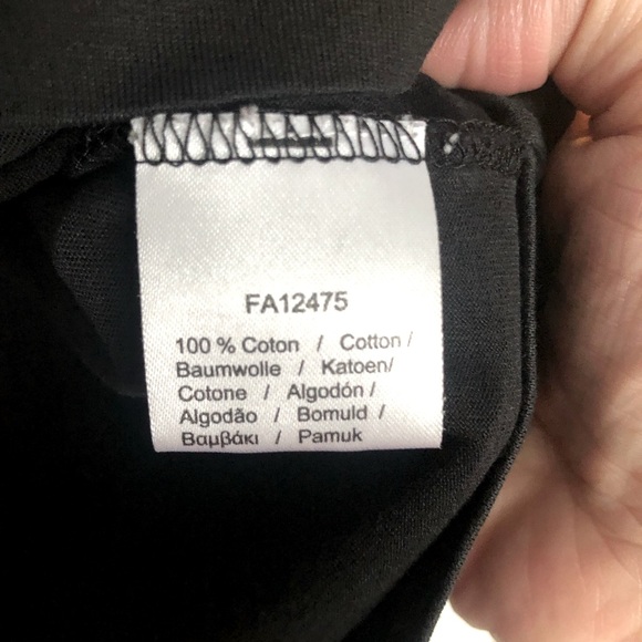 Lacoste v-neck t-shirt, size 38 (medium) - Picture 4 of 4